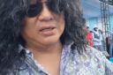 Kegiatan Foto : Fashion Show Jadul Bikin Heboh Lebaran Depok 2026, Bang Pradi Tampil Nyentrik dan Curi Perhatian
